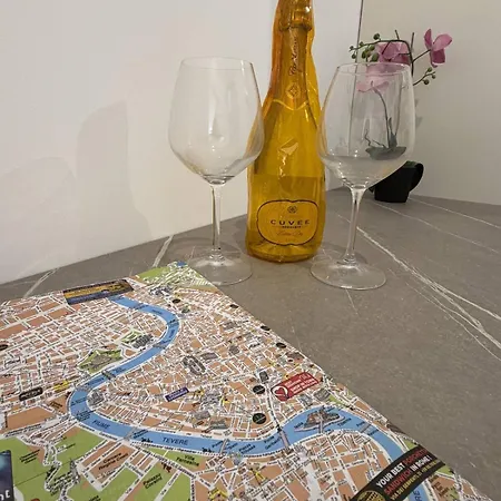 Appartamento Around Rhome